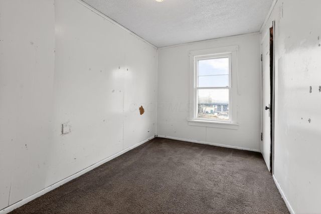 2448 Parkwood Avenue, Columbus, OH 43211