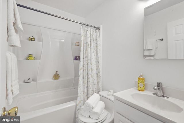 9407 KING GEORGE DR, Manassas, VA 20109