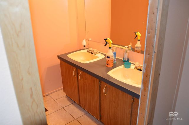 23501 Oasis Boulevard, Robertsdale, AL 36567