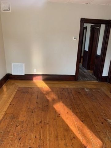 440 Park Ave, Worcester, MA 01610