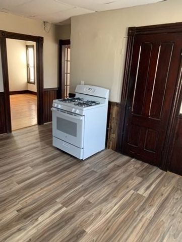 440 Park Ave, Worcester, MA 01610