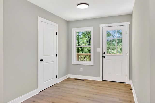 501 1st Street, Lafayette, GA 30728