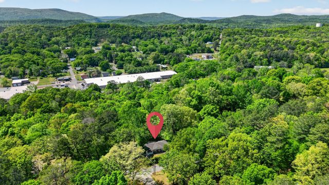 501 1st Street, Lafayette, GA 30728