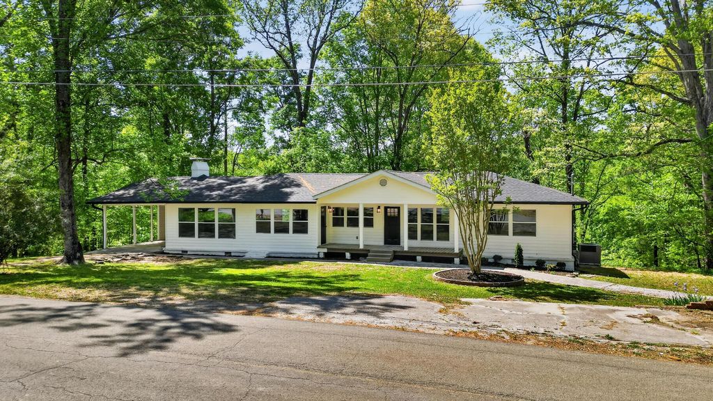 501 1st Street, Lafayette, GA 30728