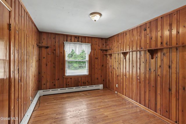 1081 Maple Hill Road, Schodack, NY 12033