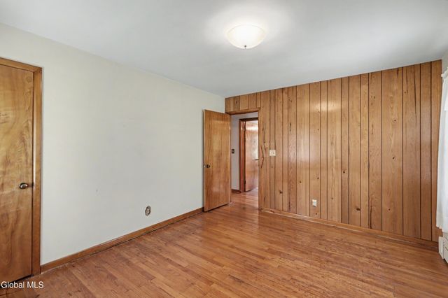 1081 Maple Hill Road, Schodack, NY 12033