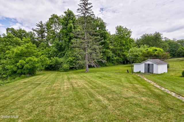 1081 Maple Hill Road, Schodack, NY 12033