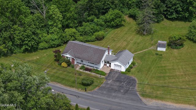 1081 Maple Hill Road, Schodack, NY 12033