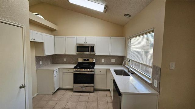 12825 Staton DR, Austin, TX 78727