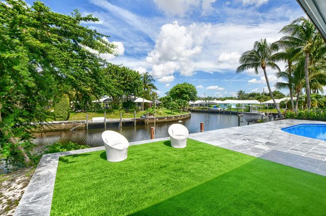 891 Hickory Terrace, Boca Raton, FL 33486