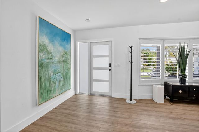 891 Hickory Terrace, Boca Raton, FL 33486