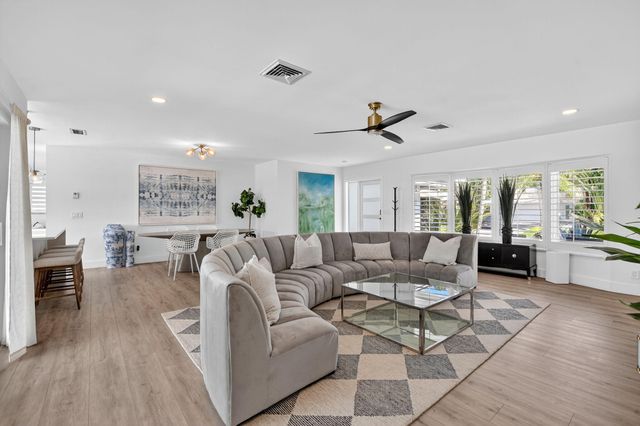 891 Hickory Terrace, Boca Raton, FL 33486