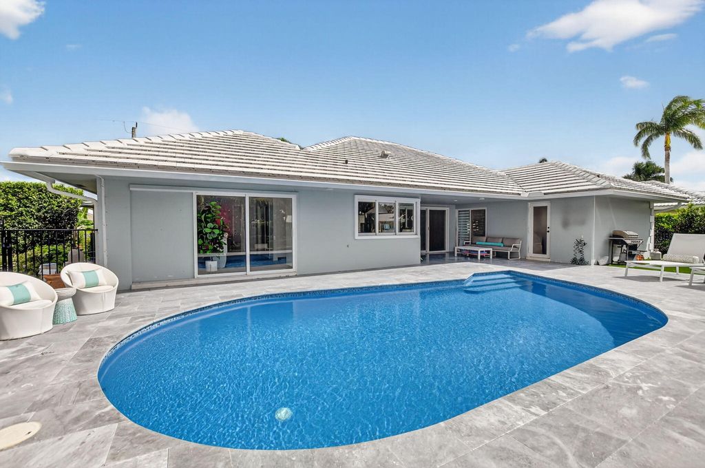 Image 31 of property listing at 891 Hickory Terrace, Boca Raton, FL 33486