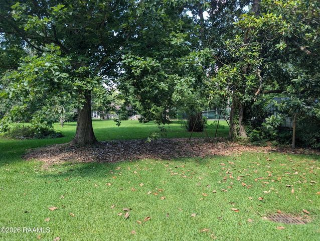 216 Aurore Avenue, Lafayette, LA 70506