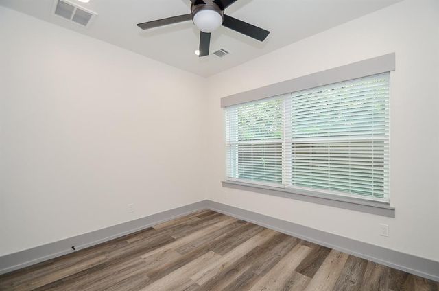 712 Hughes Street, Houston, TX 77023