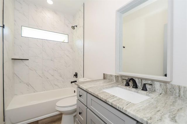 712 Hughes Street, Houston, TX 77023