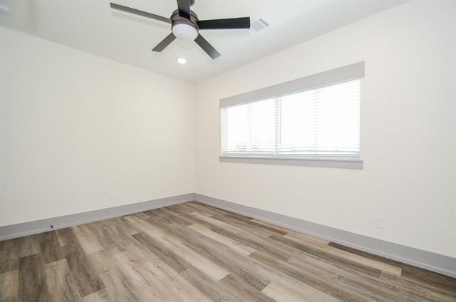 712 Hughes Street, Houston, TX 77023