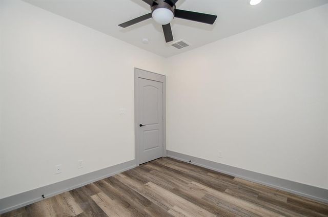 712 Hughes Street, Houston, TX 77023