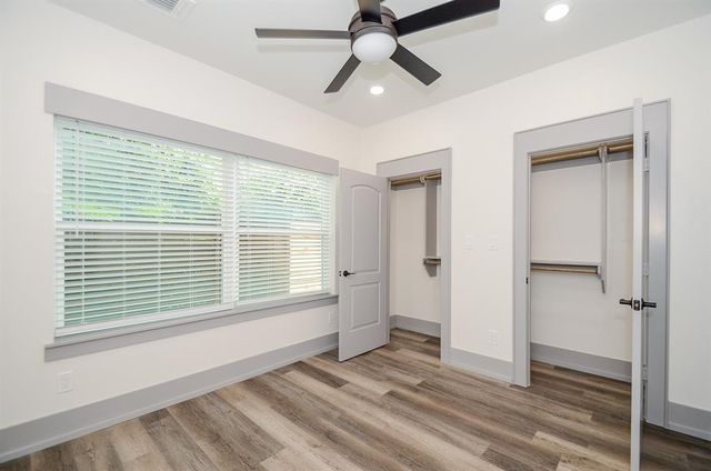 712 Hughes Street, Houston, TX 77023
