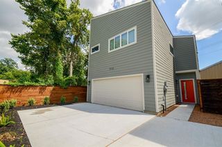 712 Hughes Street, Houston, TX 77023