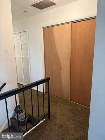 25 MEMPHIS CT, Sicklerville, NJ 08081