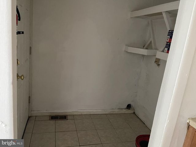 25 MEMPHIS CT, Sicklerville, NJ 08081