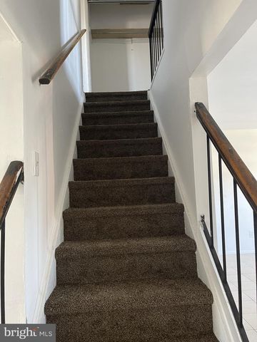 25 MEMPHIS CT, Sicklerville, NJ 08081