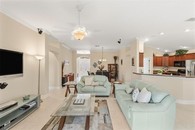 2252 CENTRAL STREET, The Villages, FL 32162