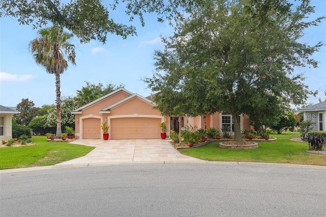 2252 CENTRAL STREET, The Villages, FL 32162