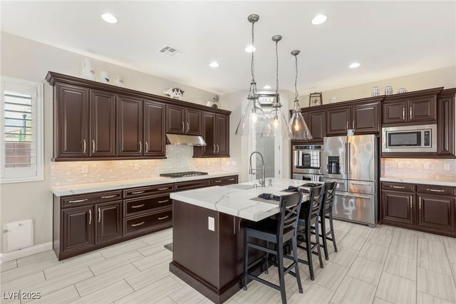 10843 Irving Park Avenue, Las Vegas, NV 89166