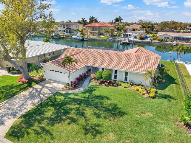 1979 IOWA AVENUE NE, St Petersburg, FL 33703