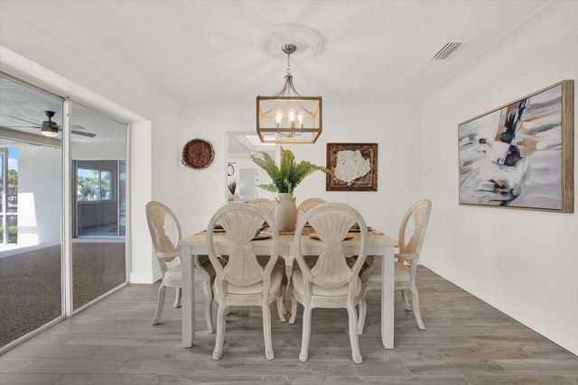 1979 IOWA AVENUE NE, St Petersburg, FL 33703