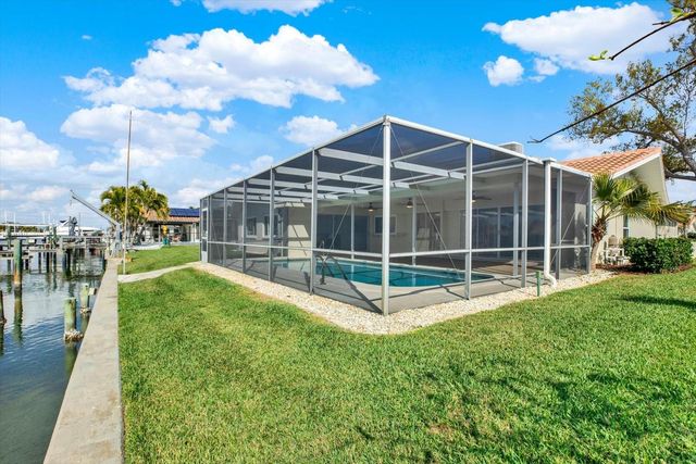 1979 IOWA AVENUE NE, St Petersburg, FL 33703