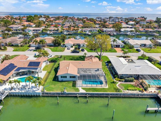 1979 IOWA AVENUE NE, St Petersburg, FL 33703