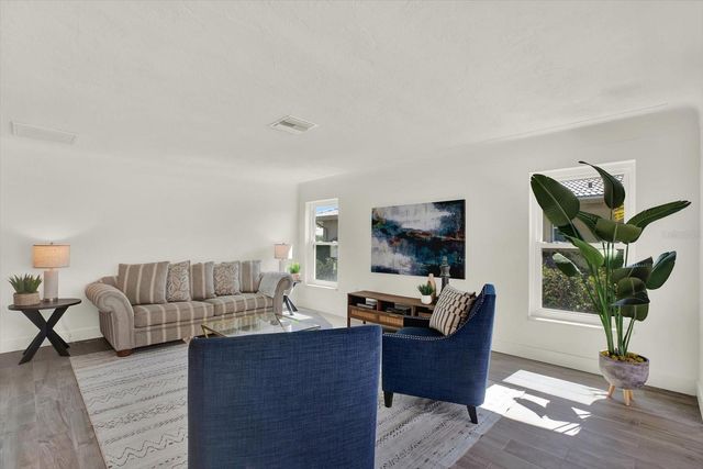 1979 IOWA AVENUE NE, St Petersburg, FL 33703