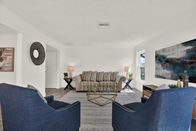 1979 IOWA AVENUE NE, St Petersburg, FL 33703