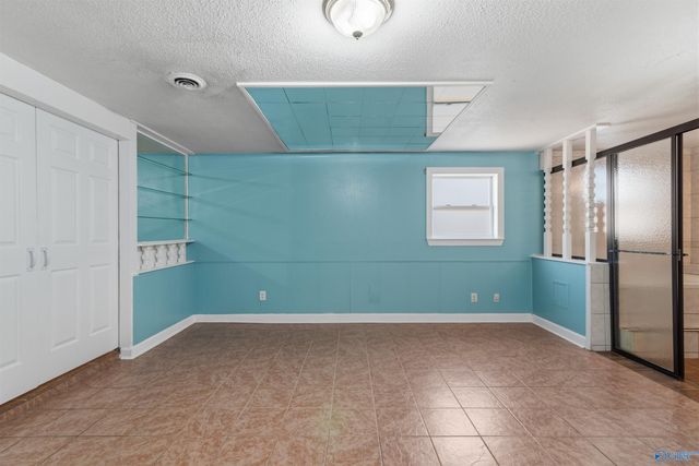 1411 11th Avenue SE, Decatur, AL 35601