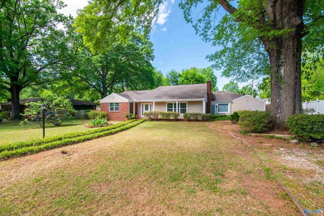 1411 11th Avenue SE, Decatur, AL 35601