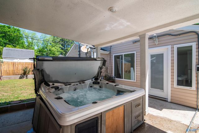 1411 11th Avenue SE, Decatur, AL 35601