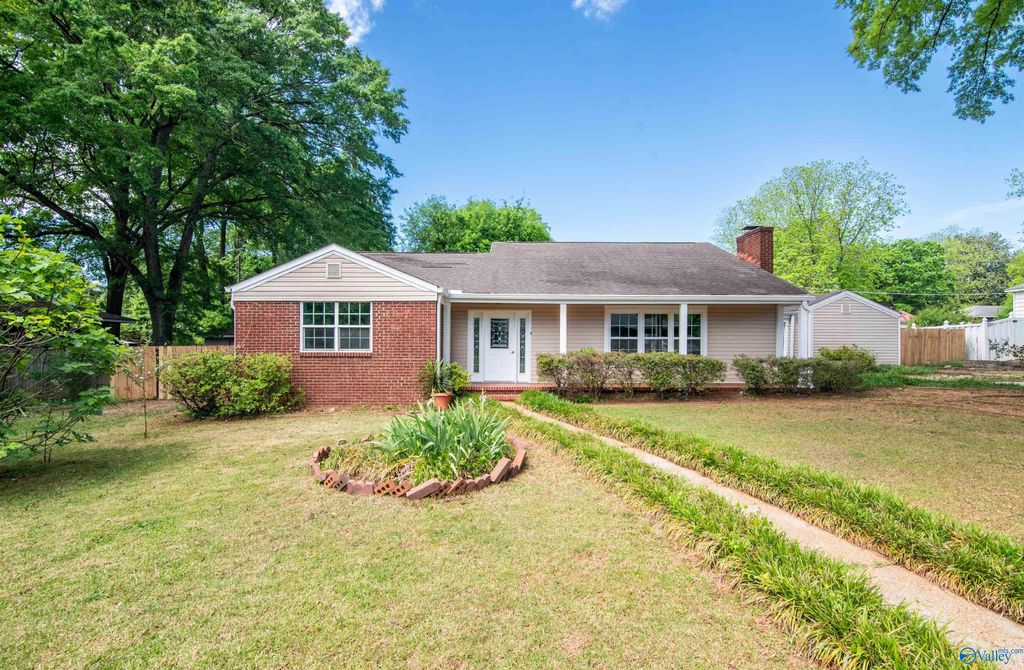 1411 11th Avenue SE, Decatur, AL 35601
