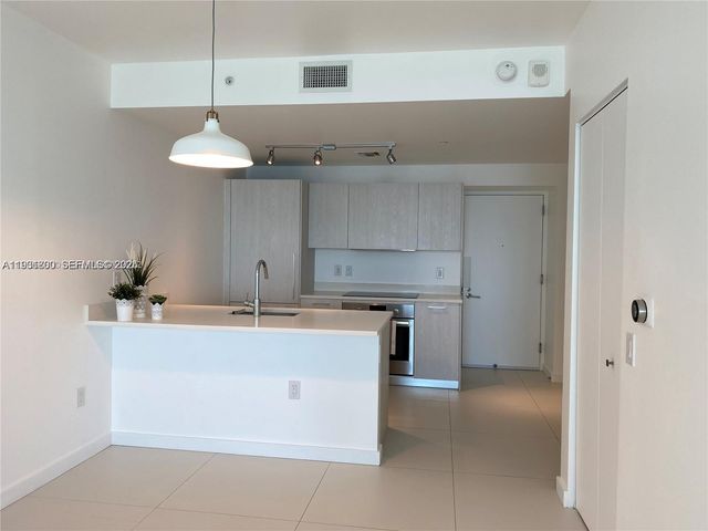 501 NE 31st St 3102, Miami, FL 33137