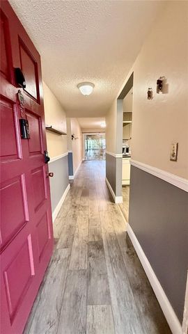 6310 NEWTOWN CIRCLE 10C1, Tampa, FL 33615