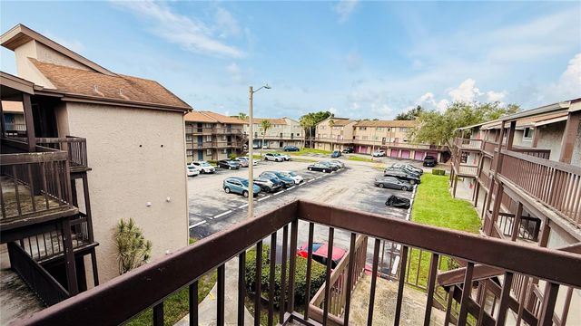 6310 NEWTOWN CIRCLE 10C1, Tampa, FL 33615