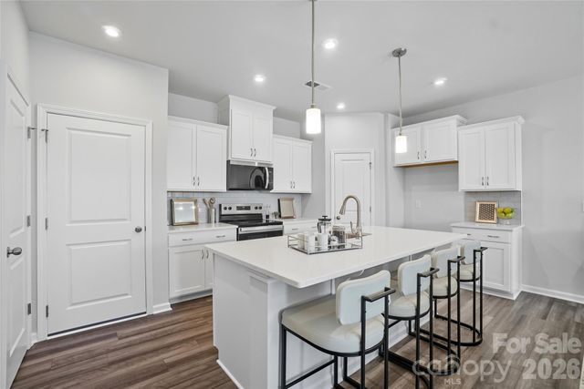 2584 Selbourne Drive, Gastonia, NC 28052