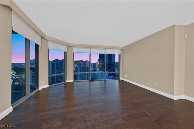 222 Karen Avenue 3802, Las Vegas, NV 89109