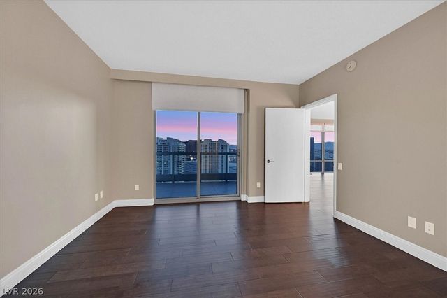 222 Karen Avenue 3802, Las Vegas, NV 89109