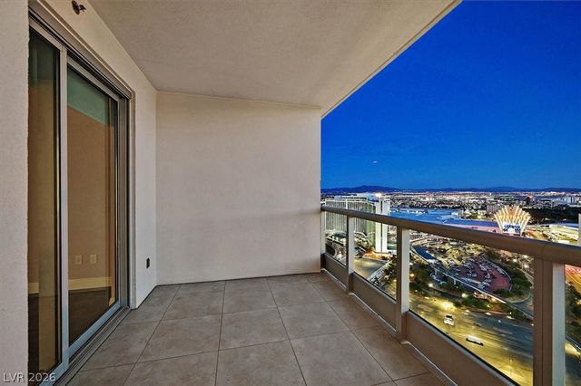 222 Karen Avenue 3802, Las Vegas, NV 89109