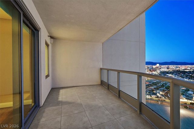 222 Karen Avenue 3802, Las Vegas, NV 89109