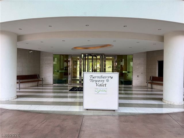 222 Karen Avenue 3802, Las Vegas, NV 89109