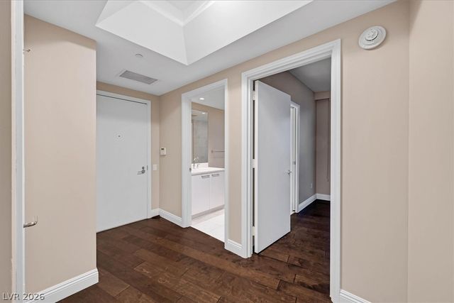 222 Karen Avenue 3802, Las Vegas, NV 89109
